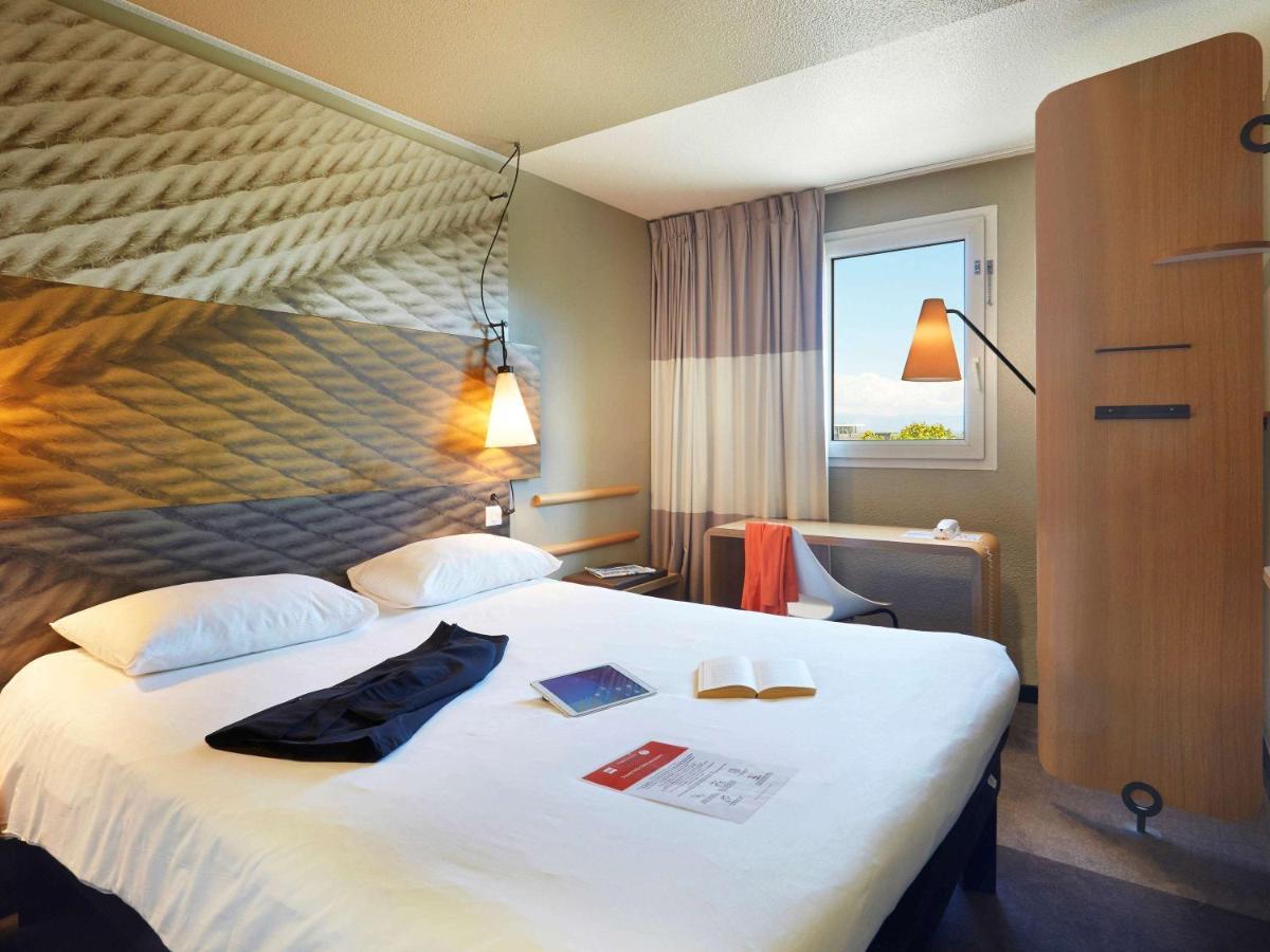 ibis Archamps Porte de Genève Buitenkant foto