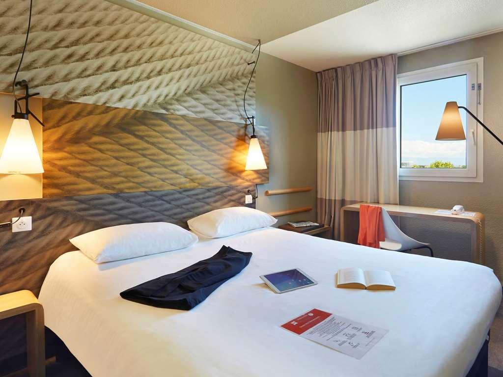 ibis Archamps Porte de Genève Kamer foto
