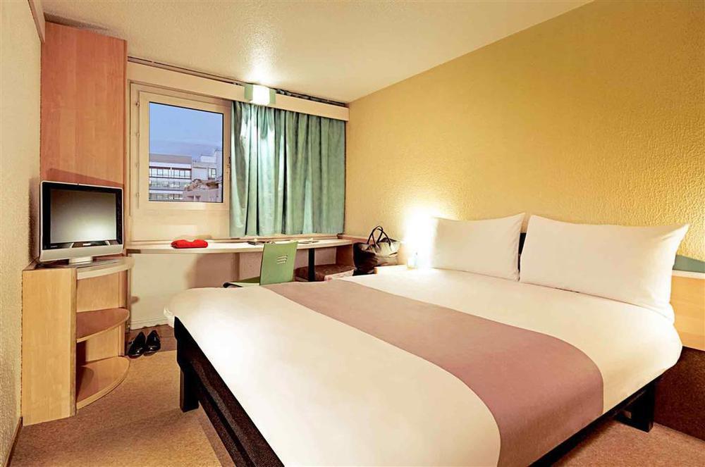 ibis Archamps Porte de Genève Kamer foto